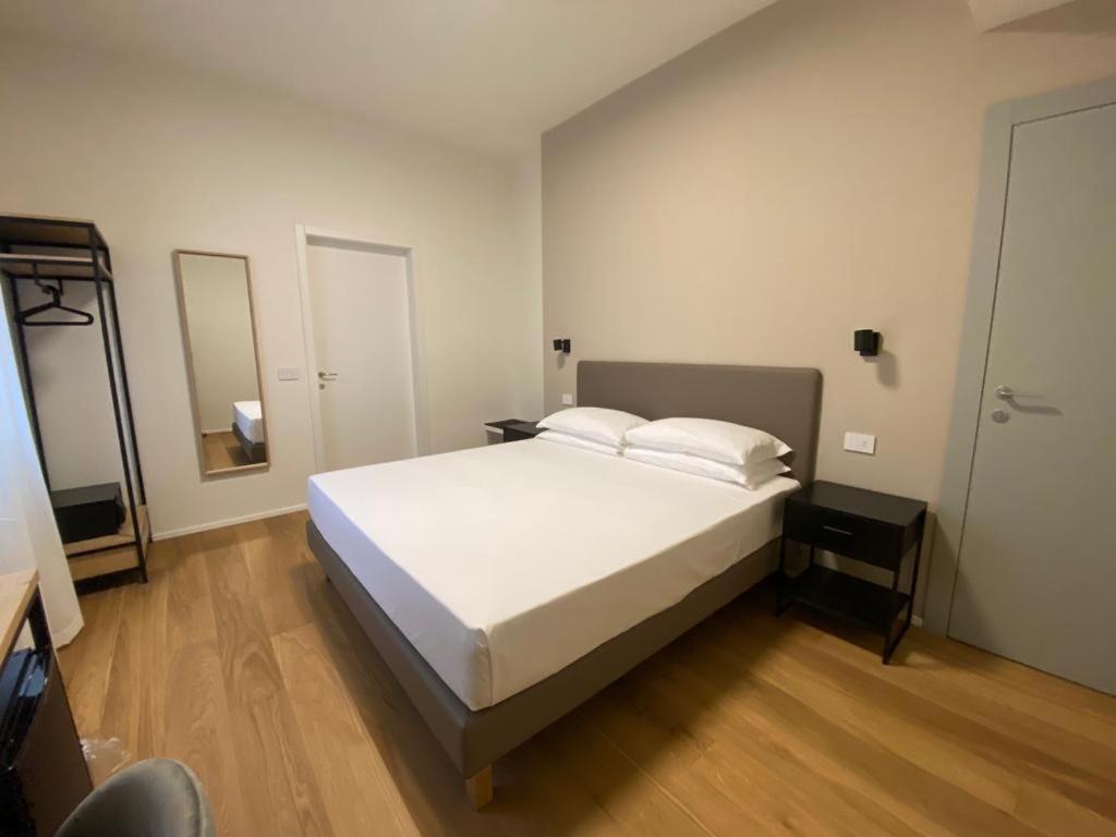 Foresteria Dansi Varese Buitenkant foto