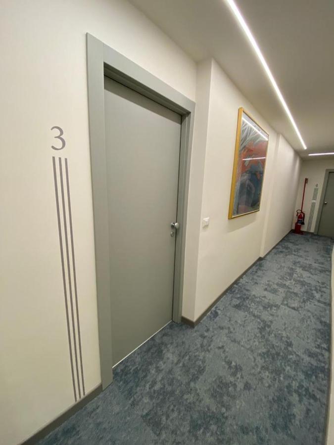 Foresteria Dansi Varese Buitenkant foto